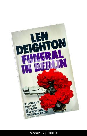 Ein Taschenbuch von Funeral in Berlin von Len Deighton. Erstveröffentlichung 1964. Stockfoto