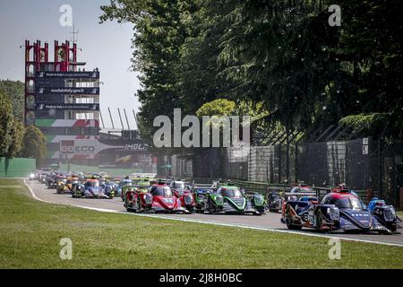 22 GAMBLE Tom (gbr), HANSON Philip (gbr), TAPPY Duncan (gbr), United Autosports, Oreca 07 - Gibson, Aktion während der 4 Stunden von Imola 2022, 2. Lauf der 2022 European Le Mans Series auf dem Imola Circuit vom 12. Bis 15. Mai in Imola, Italien - Foto: Paulo Maria/DPPI/LiveMedia Stockfoto