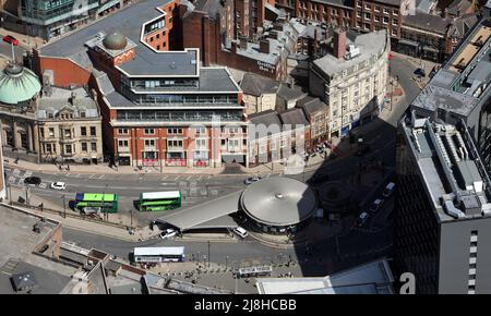 Luftaufnahme der Bishopgate Street & New Station Street vor dem Bahnhof Leeds im Stadtzentrum von Leeds Stockfoto