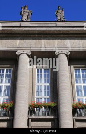 Wuppertal Stadt in Deutschland. Rathaus des Stadtteils Barmen, Wuppertal. Stockfoto