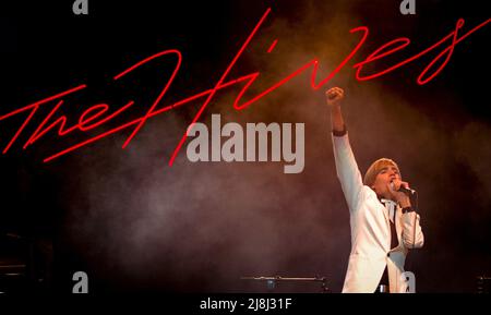 Howlin' Pelle Almqvist - The Hives, V2005, Hylands Park, Chelmsford, Essex, Großbritannien - 21. August 2005 Stockfoto