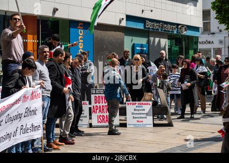 Boykott israelischer Güter für die Freiheit in Palästina, Demonstration der palästinensischen Einwanderungsbevölkerung in Limerick, Irland, Mai 15,2022 Stockfoto