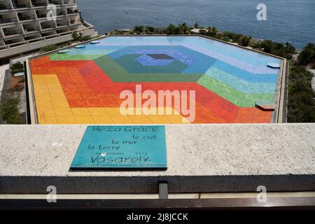 Hexa Grace von Victor Vasarely auf dem Dach des Auditorium Rainier III. Monte Carlo. Fürstentum Monaco. Stockfoto