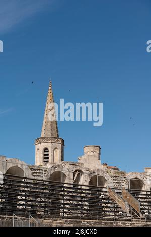 Arles Amphitheater (erbaut 90 n. Chr.). Arles. Bouches-du-Rhône Abt. Provence-Alpes-Côte d'Azur. Frankreich Stockfoto