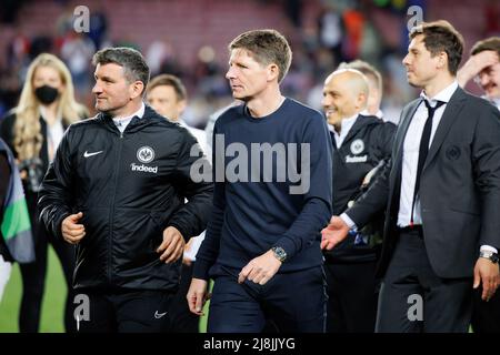 BARCELONA - APR 14: Der Trainer Oliver Glasner beim UEFA Europa League Spiel zwischen FC Barcelona und Eintracht Frankfurt im Camp Nou Stadion Stockfoto