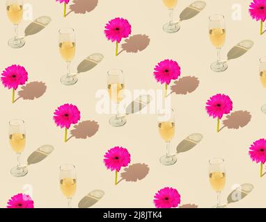 Frühlingsmuster mit Weingläsern und rosa Gänseblümchen-Blüten auf beigem Hintergrund. Romantisches minimalistisches Konzept. Stockfoto