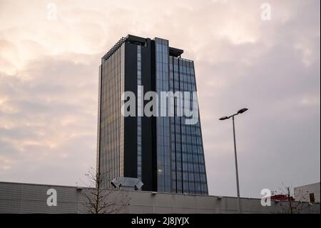 LJUBLJANA, SLOWENIEN - 15. FEBRUAR 2022: Moderne Architektur in Ljubljana Stockfoto