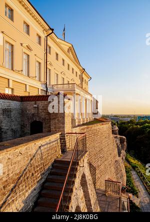 Stenbock House bei Sonnenuntergang, Regierungsbüro, Toompea Hill, Tallinn, Estland Stockfoto