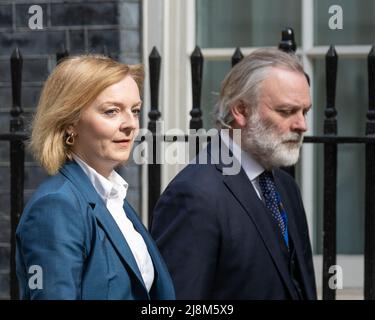 London, Großbritannien. 17.. Mai 2022. Liz Truss, Außenministerin, kommt zu einer Kabinettssitzung in der Downing Street 10 in London an. Kredit: Ian Davidson/Alamy Live Nachrichten Stockfoto