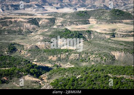 Hochwinkel Blick auf die Landschaft von Bardenas reales Nationalpark, Navarro, Spanien. Stockfoto