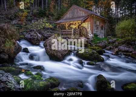 Die berühmtesten Orte in Bayern, Deutschland und Österreich, Berge, Seen und Wasserfälle Stockfoto