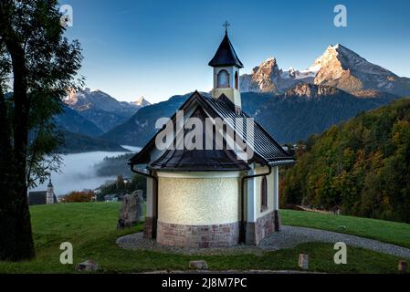 Die berühmtesten Orte in Bayern, Deutschland und Österreich, Berge, Seen und Wasserfälle Stockfoto