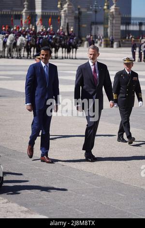 Madrid, Spanien. 17.. Mai 2022. König Finne VI und Letizia Ortiz erhalten ihre Hoheiten Sheikh Tamim bin Hamad Al Thani, Emir des Staates Katar, und Sheikha Jawaher Bint Hamad bin Suhaim Al Thani, in Madrid, Dienstag, 17. Mai 2022 Quelle: CORDON PRESS/Alamy Live News Stockfoto