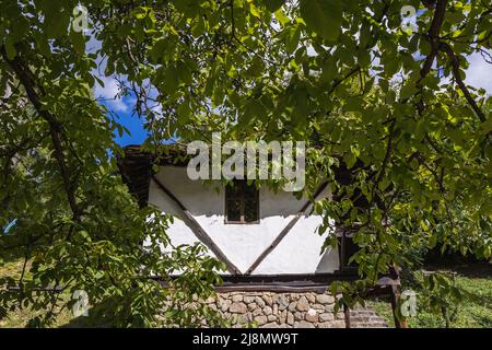 Altes Gebäude in Etar architektonisch-ethnographischen Komplex in der Nähe von Gabrovo Stadt im Norden Bulgariens Stockfoto