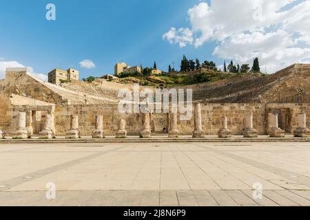 Blick auf das römische Amphitheater in Amman, Jordanien Stockfoto