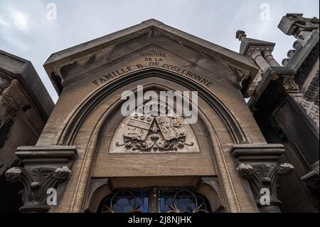 Grabbeigaben im Passy Friedhof. Paris, Frankreich. 05/2009 Stockfoto