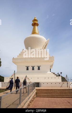 Buddhistische Tempel, Denkmal für Frieden, Erleuchtung Stupa, Tempel in Benalmádena. Costa del Sol, Spanien. Stockfoto