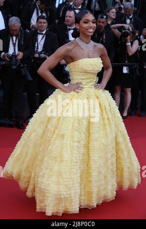 18. Mai 2022, Cannes, Cote d'Azur, Frankreich: Das amerikanische Model LORI HARVEY nimmt an der Vorführung und Eröffnungszeremonie des „Final Cut“ während der jährlichen Filmfestspiele von Cannes 75. Teil (Bildquelle: © Mickael Chavet/ZUMA Press Wire) Stockfoto