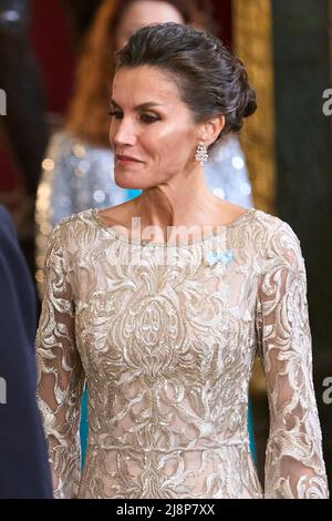 Madrid, Madrid, Spanien. 17.. Mai 2022. Königin Letizia von Spanien nimmt am 17. Mai 2022 am Gala Diner im Königlichen Palast in Madrid, Spanien, Teil (Bildquelle: © Jack Abuin/ZUMA Press Wire) Stockfoto