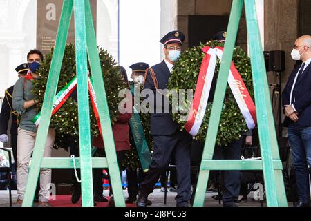 Feierlichkeiten zum Befreiungstag der nazifaschistischen Kräfte während des Zweiten Weltkriegs in Mailand, Italien, April 25 2021. Mit: Atmosphäre wo: Mailand, Italien Wann: 25 Apr 2021 Credit: Mairo Cinquetti/WENN Stockfoto