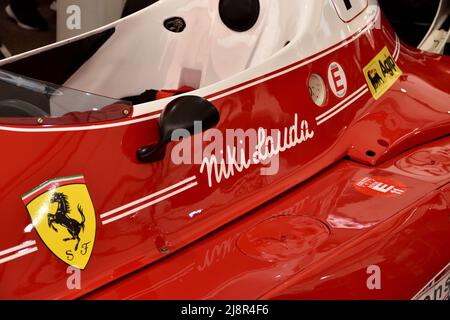 Historischer großer preis von monaco 2022 - qualifying am samstag und rennen am sonntag - Ferrari 312T von Niki Lauda im Jahr 1974 Stockfoto