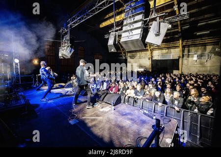 Tilburg, Niederlande. 22., April 2022. Die dänische Metalband LLNN spielt ein Live-Konzert während des niederländischen Musikfestivals Roadburn Festival 2022 in Tilburg. (Foto: Gonzales Photo - Peter Troest). Stockfoto