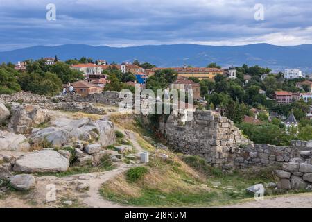 Ruinen auf dem Berg Nebet Tepe in Plovdiv, der Hauptstadt der Provinz Plovdiv im südlichen Zentrum Bulgariens Stockfoto