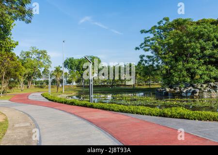 Wunderschöne Aussicht auf die Tititwangsa Lake Gardens in Malaysia. Stockfoto