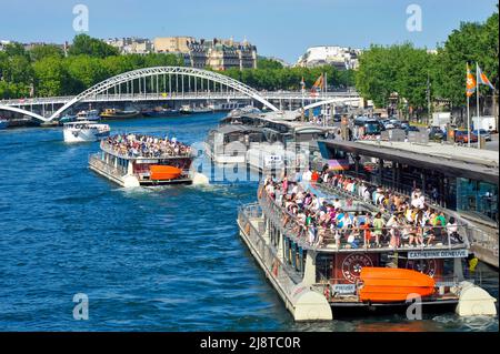 FRANKREICH. PARIS (75) 16. BEZIRK. BOOTE AUF DER SEINE Stockfoto