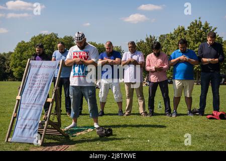 London, 27/08/2017: Preghiera islamica. Speakers' Corner, Hyde Park. © Andrea Sabbadini Stockfoto