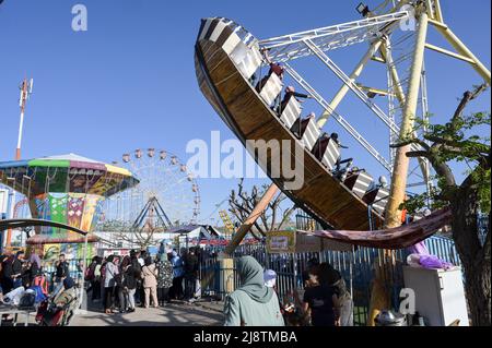 PALÄSTINA, Jenin, Menschen genießen einen Jahrmarkt nach Ende des Ramadan / PALÄSTINA, Jenin, Jahrmarkt Freuden nach dem Ende des Ramadan Fastenmonat Stockfoto