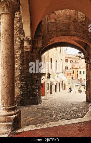 Narni, ein mittelalterliches Dorf in Mittelitalien Stockfoto