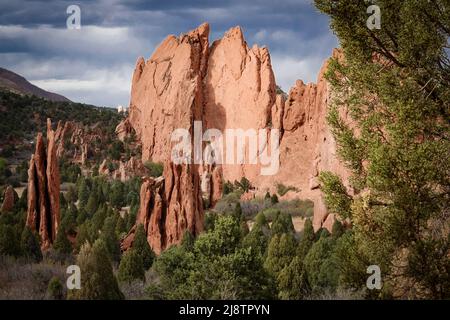 Der unglaublich tolle Garden of the Gods ist ein unverzichtbarer Zwischenstopp, wenn Sie durch Colorado Springs, Colorado, reisen Stockfoto