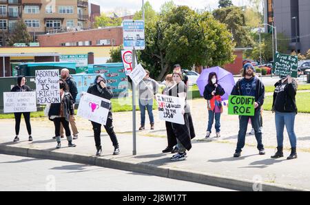 Pro-Choice-Protest am Muttertag. Olympia, Washington, USA, 8. Mai 2022 Stockfoto