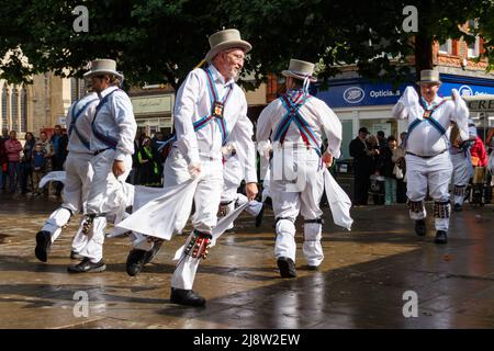 Ein Tanztag in York mit verschiedenen Morris-Tanzteams Stockfoto