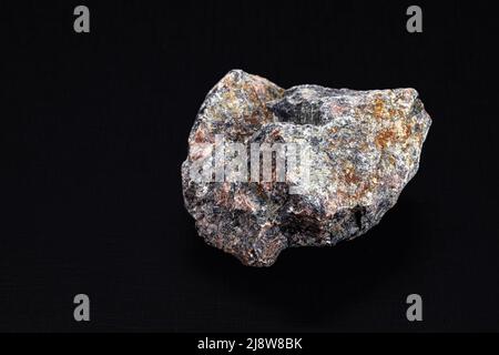 Steine, die im Pflaster, im Tiefbau, in Säulen, Balken und Platten verwendet werden. Derzeit ist dies der am häufigsten verwendete Schotter in Beton Stockfoto