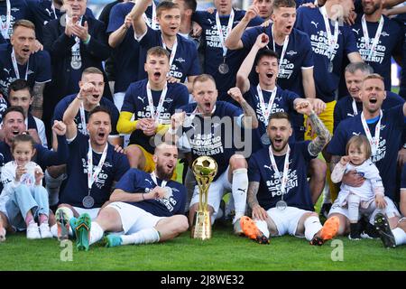 Uherske Hradiste, Tschechische Republik. 18.. Mai 2022. Fußballspieler von 1. Der FC Slovacko gewann den MOL CUP 2021/22 nach dem Spiel gegen Sparta Praha in Uherske Hradiste, Tschechien, 18. Mai 2022. Quelle: Patrik Uhlir/CTK Photo/Alamy Live News Stockfoto