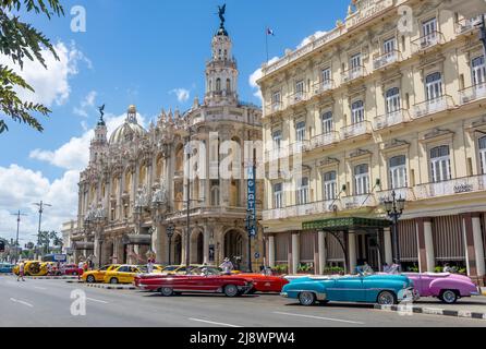 Hotel Inglaterra und Gran Teatro de La Habana, Paseo del Prado, Alt-Havanna, Havanna, La Habana, Republik Kuba Stockfoto