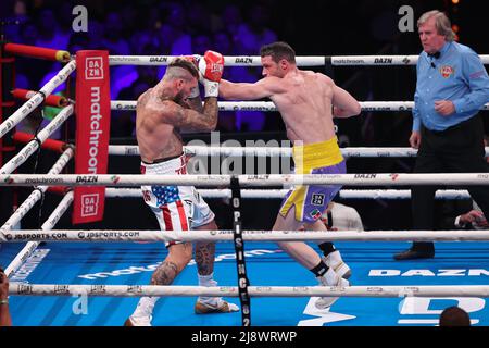 Mailand, Italien. 13.. Mai 2022. Italien, Mailand, Mai 13 2022: Daniele Scardina (ita) gegen Giovanni De Carolis (ita), WBO Intercontinental Super Middleweight-Titel, während der Milano Boxing Night 2022 in der Allianz Cloud (Bildnachweis: © Fabrizio Andrea Bertani/Pacific Press via ZUMA Press Wire) Stockfoto