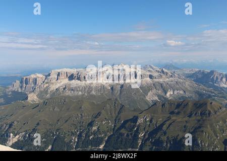 Der Blick auf die Berglandschaft. Sellagruppe in den Dolomiten. Stockfoto