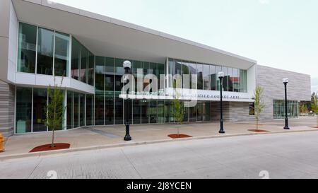 Patricia Reser Center for the Arts, 12625 SW Crescent Street, Beaverton, Foto eines Veranstaltungsortes für darstellende Kunst, „The Reser“ in der Runde. Oregon Stockfoto