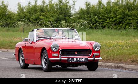 1973 rote MGB Stockfoto