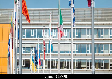 LUXEMBURG, MAI 2022: Die Gebäude des Europäischen Parlaments am Place de L'Europe im Stadtteil Kirchberg Stockfoto