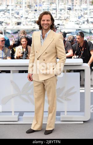 Cannes, Frankreich. 19.. Mai 2022. 75. Cannes Film Festival 2022, Photocall Film "im Bild: Alessandro Borghi Kredit: Unabhängige Fotoagentur/Alamy Live News Stockfoto