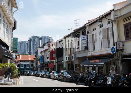 Singapur City, Singapur-08.September 2019: Singapurs Chinatown es ist berühmt für seine farbenfrohen historischen Gebäude, in denen alte chinesische Geschäfte versteckt sind. Stockfoto