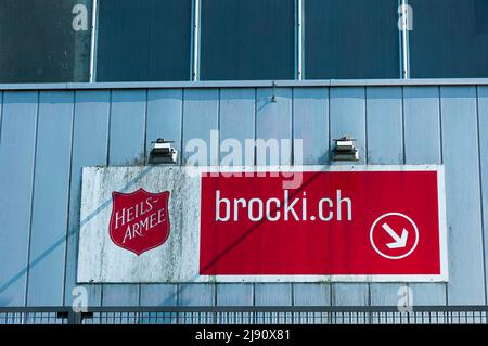 Wetzikon, Schweiz - 14. Mai 2022: Brokenhouse of Heilsarmee - die Heilsarmee, eine christliche freie Kirche mit starken sozialen Aktivitäten. Stockfoto