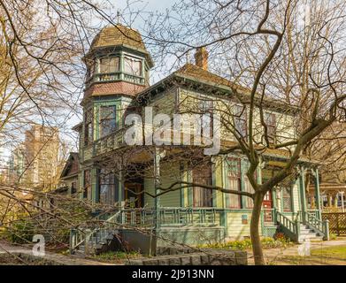 Ein Blick auf das Roedde House Museum. Ein spätviktorianisches Haus in der Barclay Street 1415 in Vancouver BC, Kanada - März 6,2022. Reisefoto, niemand. Stockfoto