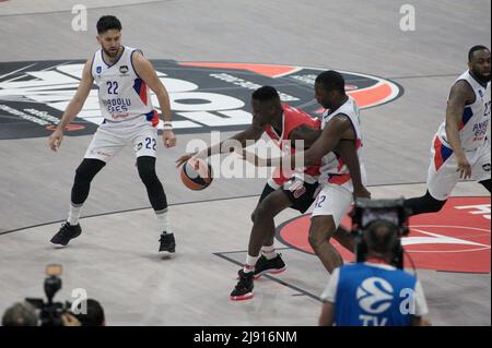 Basketball Euroleague Halbfinale: Olympiacos vs Anadolu Efes im stark Arena Pavillon. Belgrad, Serbien. 19.. Mai 2022. 900/Cordon Press Credit: CORDON PRESS/Alamy Live News Stockfoto