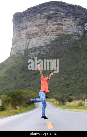 palmeira, bahia, brasilien - 17. Mai 2022: Blick auf Morro do Pai Inacio in der Region Chapada Diamentina in Bahia. Stockfoto