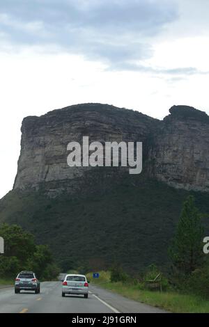 palmeira, bahia, brasilien - 17. Mai 2022: Blick auf Morro do Pai Inacio in der Region Chapada Diamentina in Bahia. Stockfoto